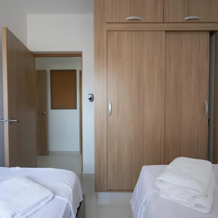 Torre Fuerte Confortable Apartamento Completo Con Piscina En Excelente Ubicacion Apartment *
