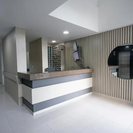 Torre Fuerte Confortable Apartamento Completo Con Piscina En Excelente Ubicacion * Cartagena